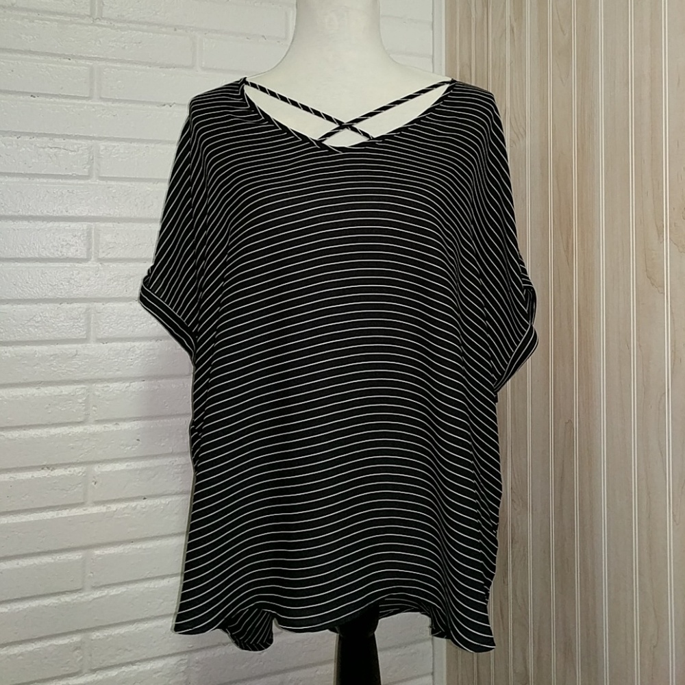 Maurice's, stripped top. XXL- NWT!